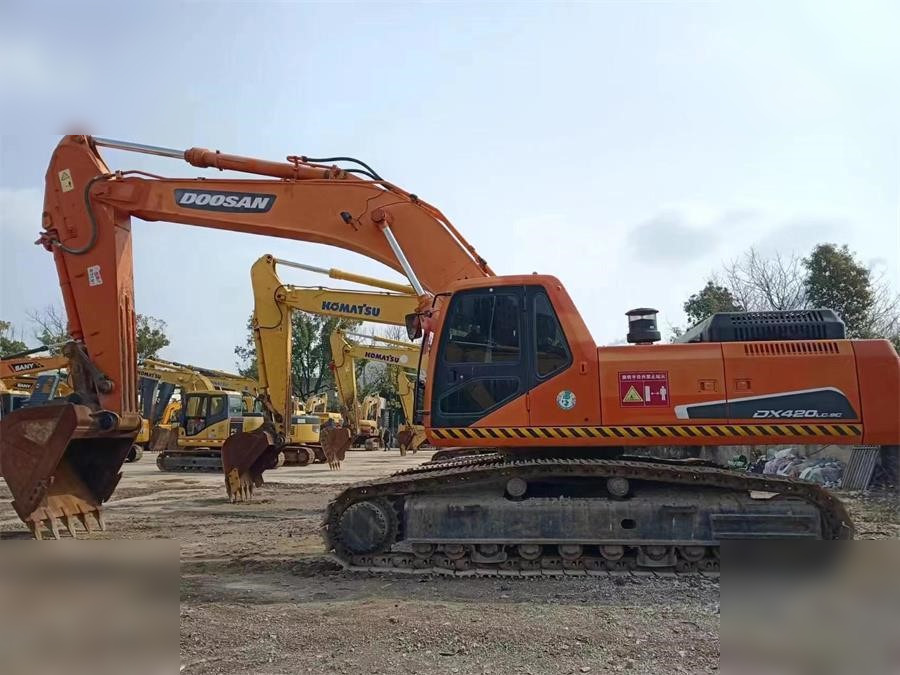 DOOSAN DX420 LC-9C - Kettenbagger: das Bild 1 DOOSAN DX420 LC-9C - Kettenbagger: das Bild 1