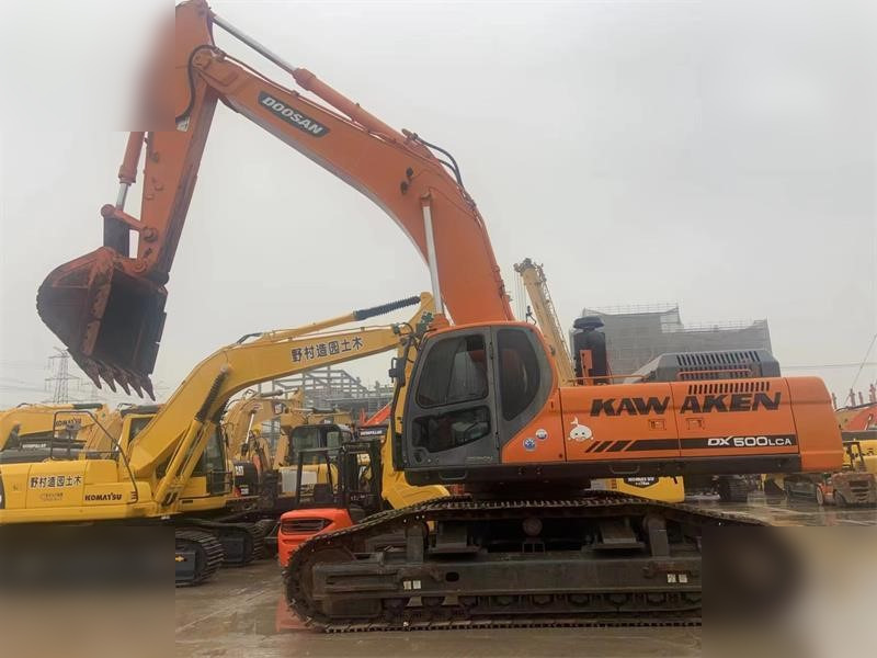 DOOSAN DX500 LCA - Kettenbagger: das Bild 3 DOOSAN DX500 LCA - Kettenbagger: das Bild 3