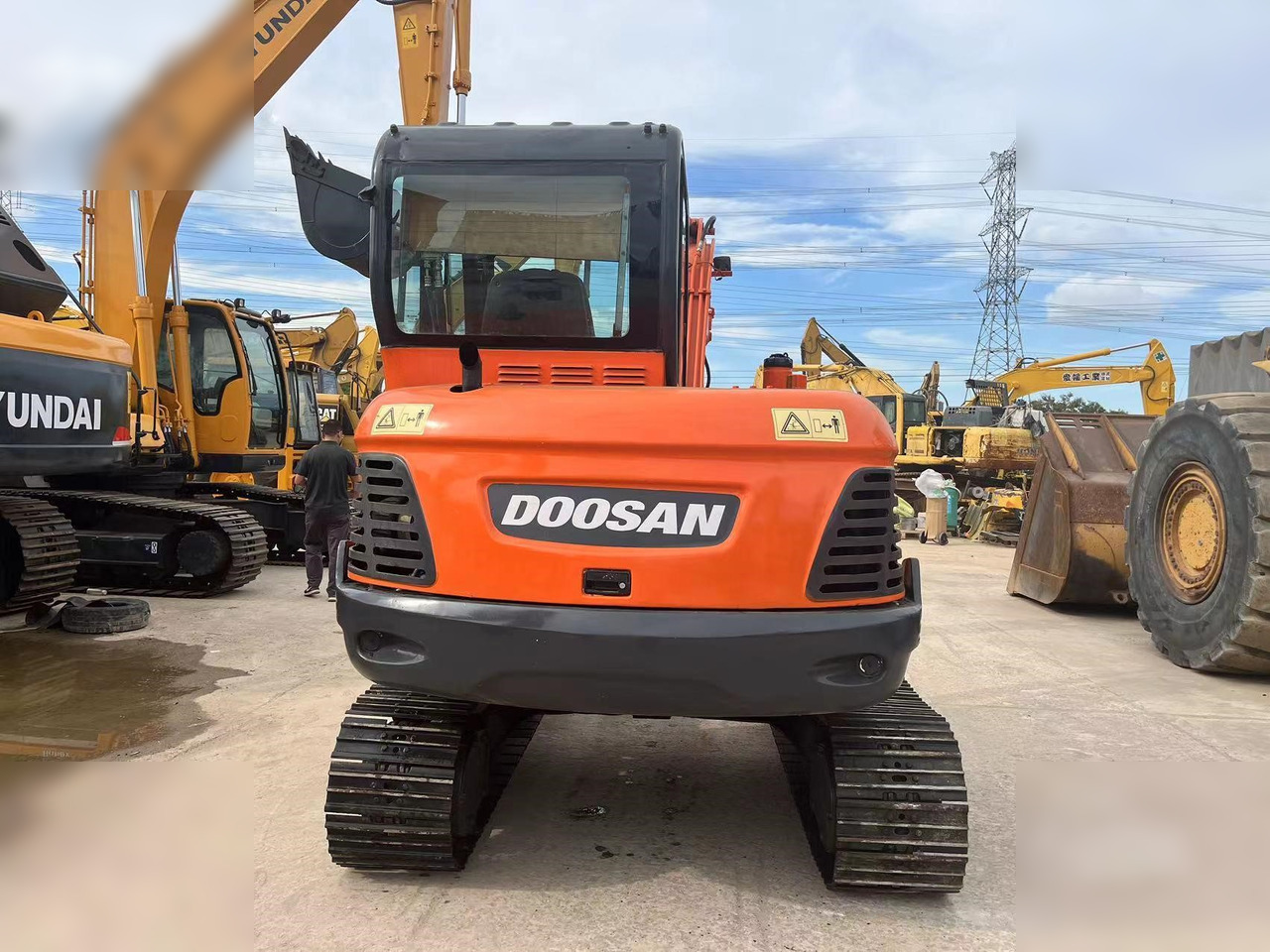 DOOSAN DX60-9C - Kettenbagger: das Bild 4 DOOSAN DX60-9C - Kettenbagger: das Bild 4