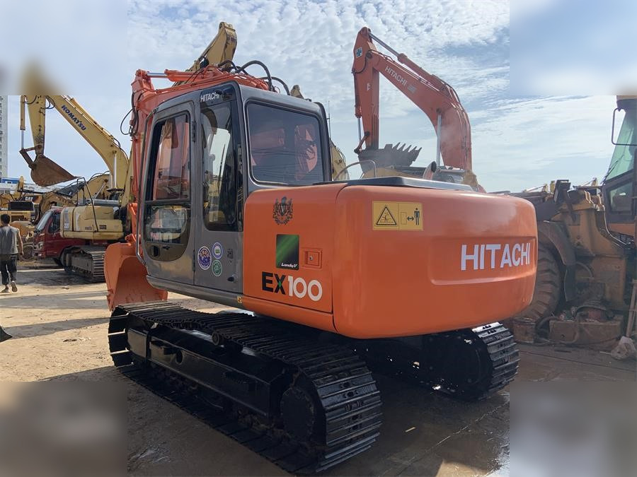 HITACHI EX100-5 - Kettenbagger: das Bild 4 HITACHI EX100-5 - Kettenbagger: das Bild 4