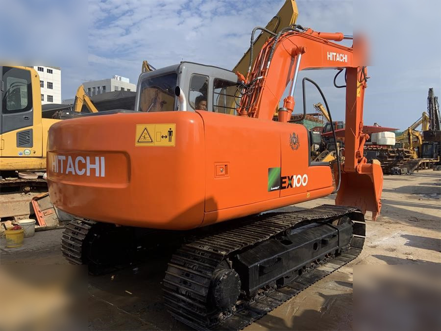 HITACHI EX100-5 - Kettenbagger: das Bild 3 HITACHI EX100-5 - Kettenbagger: das Bild 3