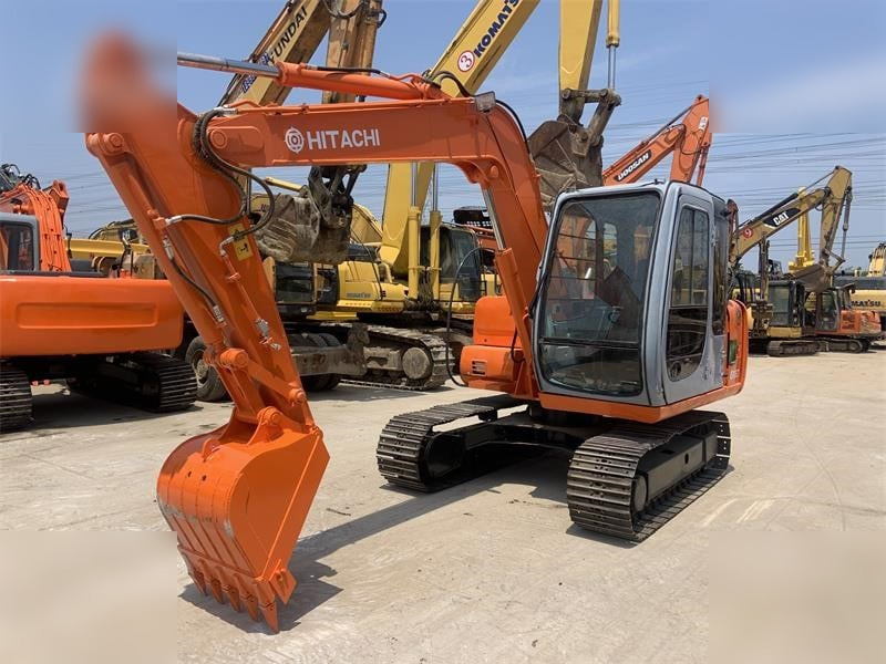 HITACHI EX60-5 - Kettenbagger: das Bild 3 HITACHI EX60-5 - Kettenbagger: das Bild 3