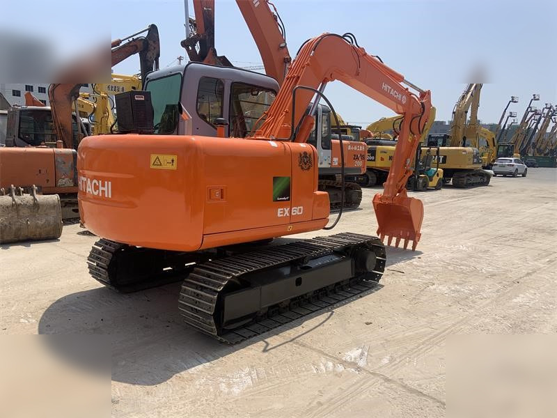HITACHI EX60 LC-5 - Kettenbagger: das Bild 1 HITACHI EX60 LC-5 - Kettenbagger: das Bild 1