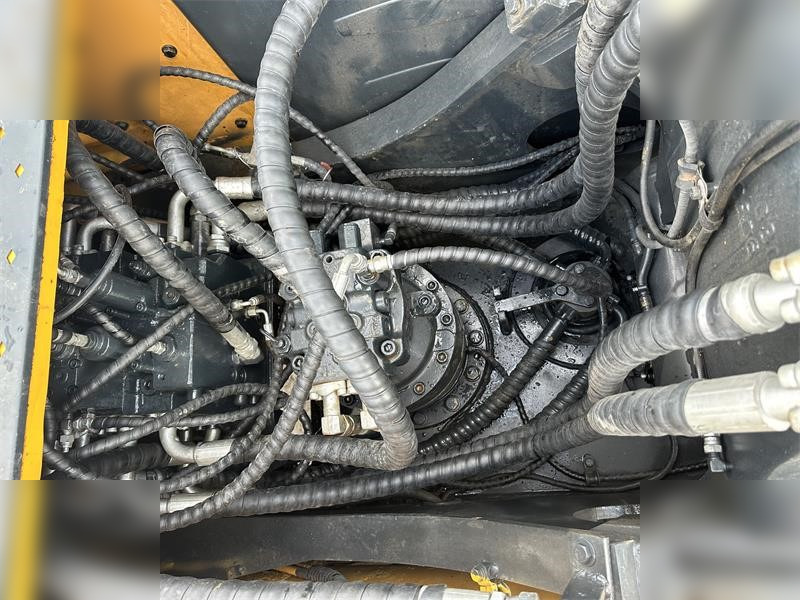Kettenbagger HYUNDAI ROBEX 220 LC-9S: das Bild 9