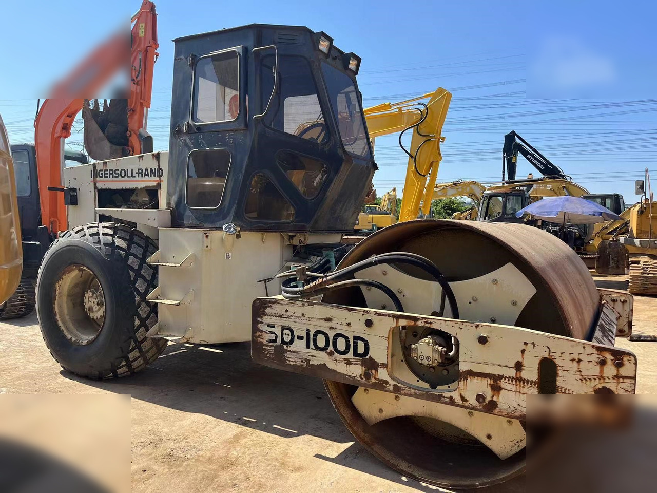 INGERSOLL-RAND SD100D - Walzen: das Bild 2 INGERSOLL-RAND SD100D - Walzen: das Bild 2