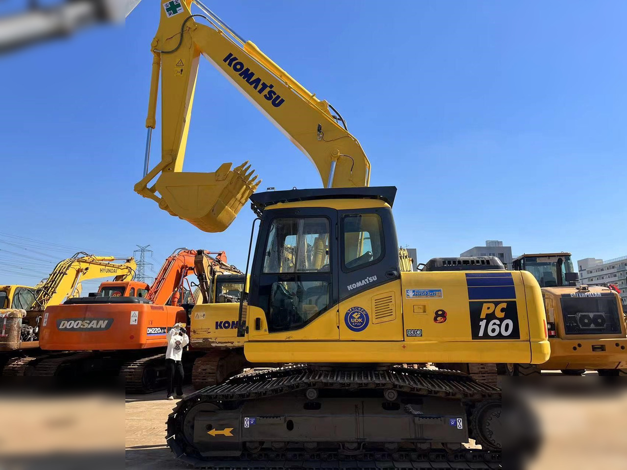 KOMATSU PC160-7 - Kettenbagger: das Bild 1 KOMATSU PC160-7 - Kettenbagger: das Bild 1