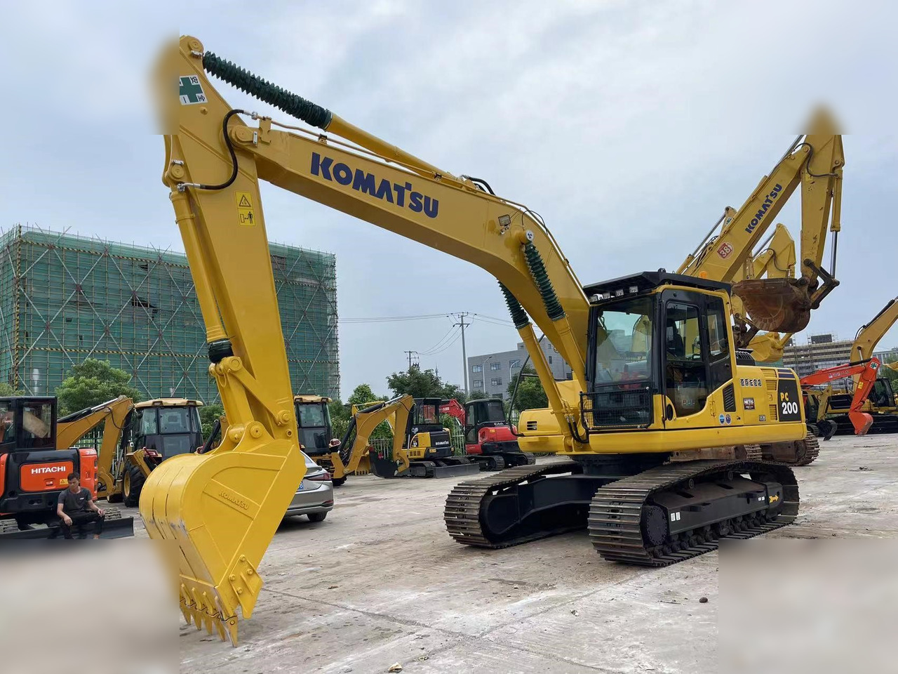 KOMATSU PC200-8N1 - Kettenbagger: das Bild 2 KOMATSU PC200-8N1 - Kettenbagger: das Bild 2