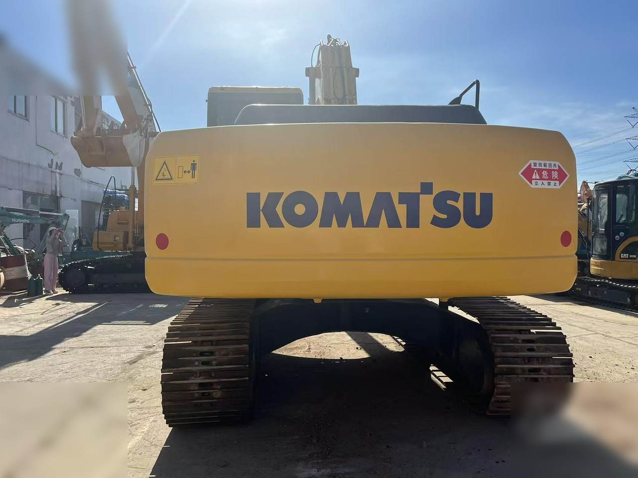 KOMATSU PC220-7 - Kettenbagger: das Bild 5 KOMATSU PC220-7 - Kettenbagger: das Bild 5