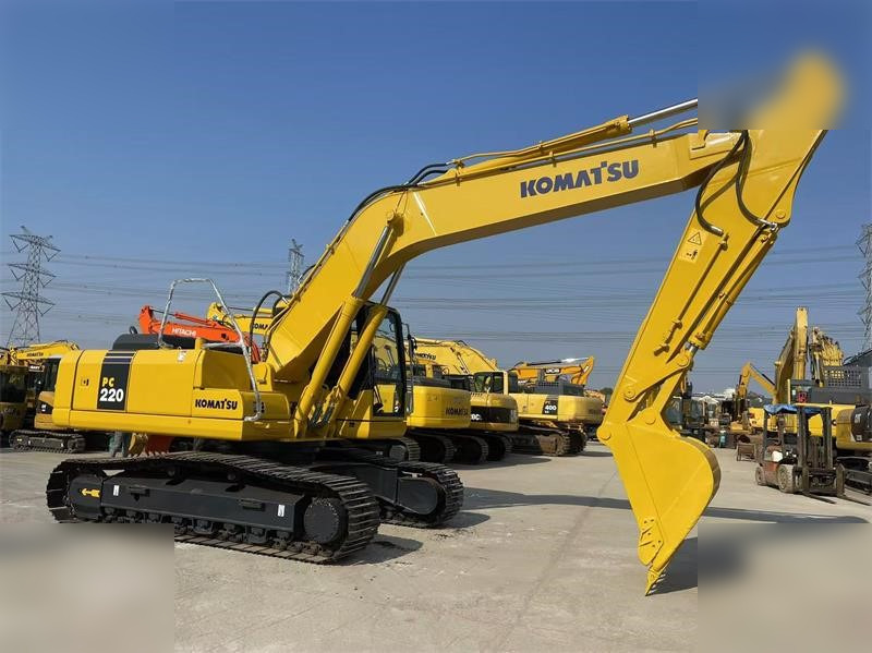 KOMATSU PC220-7 - Kettenbagger: das Bild 5 KOMATSU PC220-7 - Kettenbagger: das Bild 5