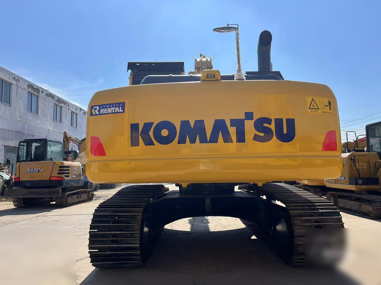 KOMATSU PC220-8 - Kettenbagger: das Bild 3 KOMATSU PC220-8 - Kettenbagger: das Bild 3
