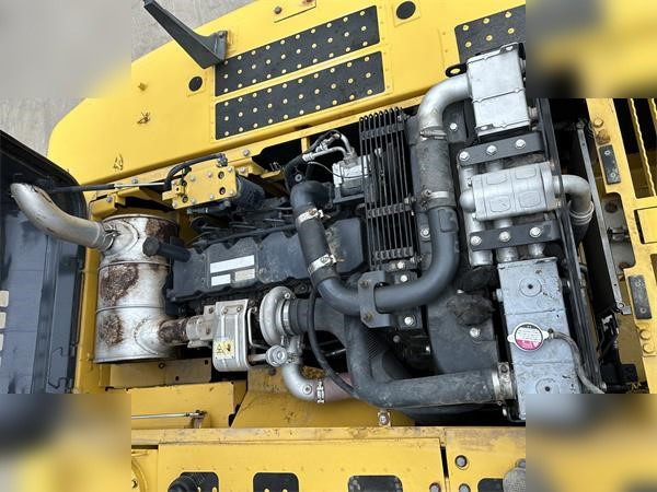 KOMATSU PC240 LC-8 - Kettenbagger: das Bild 5 KOMATSU PC240 LC-8 - Kettenbagger: das Bild 5