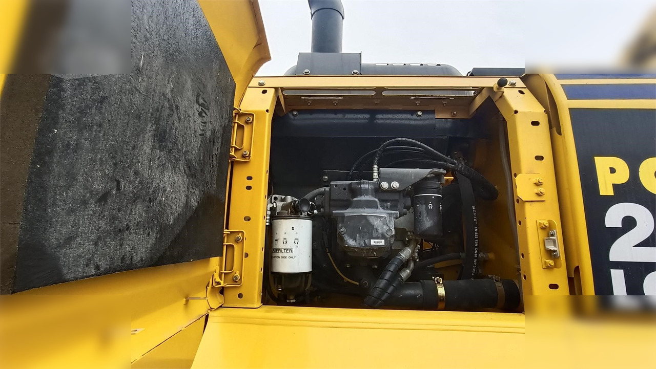 KOMATSU PC240 LC - Kettenbagger: das Bild 5 KOMATSU PC240 LC - Kettenbagger: das Bild 5