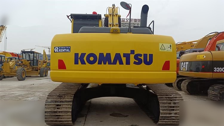 KOMATSU PC240 LC - Kettenbagger: das Bild 2 KOMATSU PC240 LC - Kettenbagger: das Bild 2