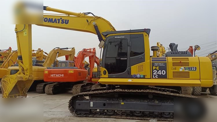KOMATSU PC240 LC - Kettenbagger: das Bild 1 KOMATSU PC240 LC - Kettenbagger: das Bild 1