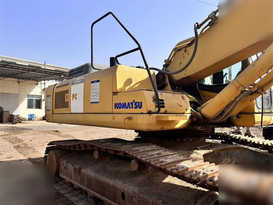 KOMATSU PC400-7 - Kettenbagger: das Bild 2 KOMATSU PC400-7 - Kettenbagger: das Bild 2