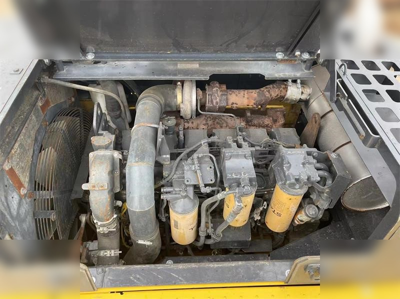 KOMATSU PC400-8R - Kettenbagger: das Bild 5 KOMATSU PC400-8R - Kettenbagger: das Bild 5