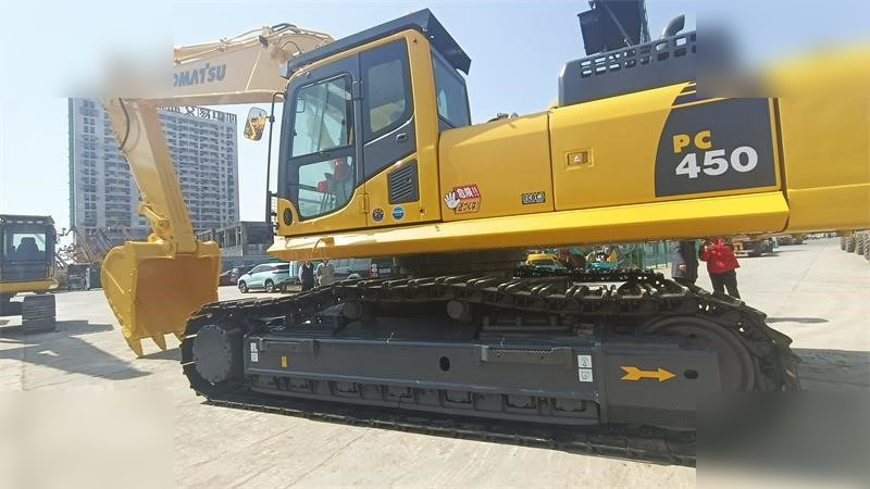 KOMATSU PC450-8 - Kettenbagger: das Bild 2 KOMATSU PC450-8 - Kettenbagger: das Bild 2