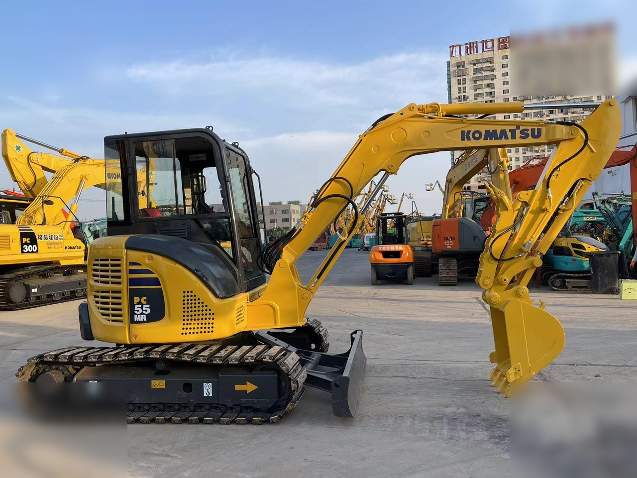 KOMATSU PC55MR-2 - Minibagger: das Bild 2 KOMATSU PC55MR-2 - Minibagger: das Bild 2