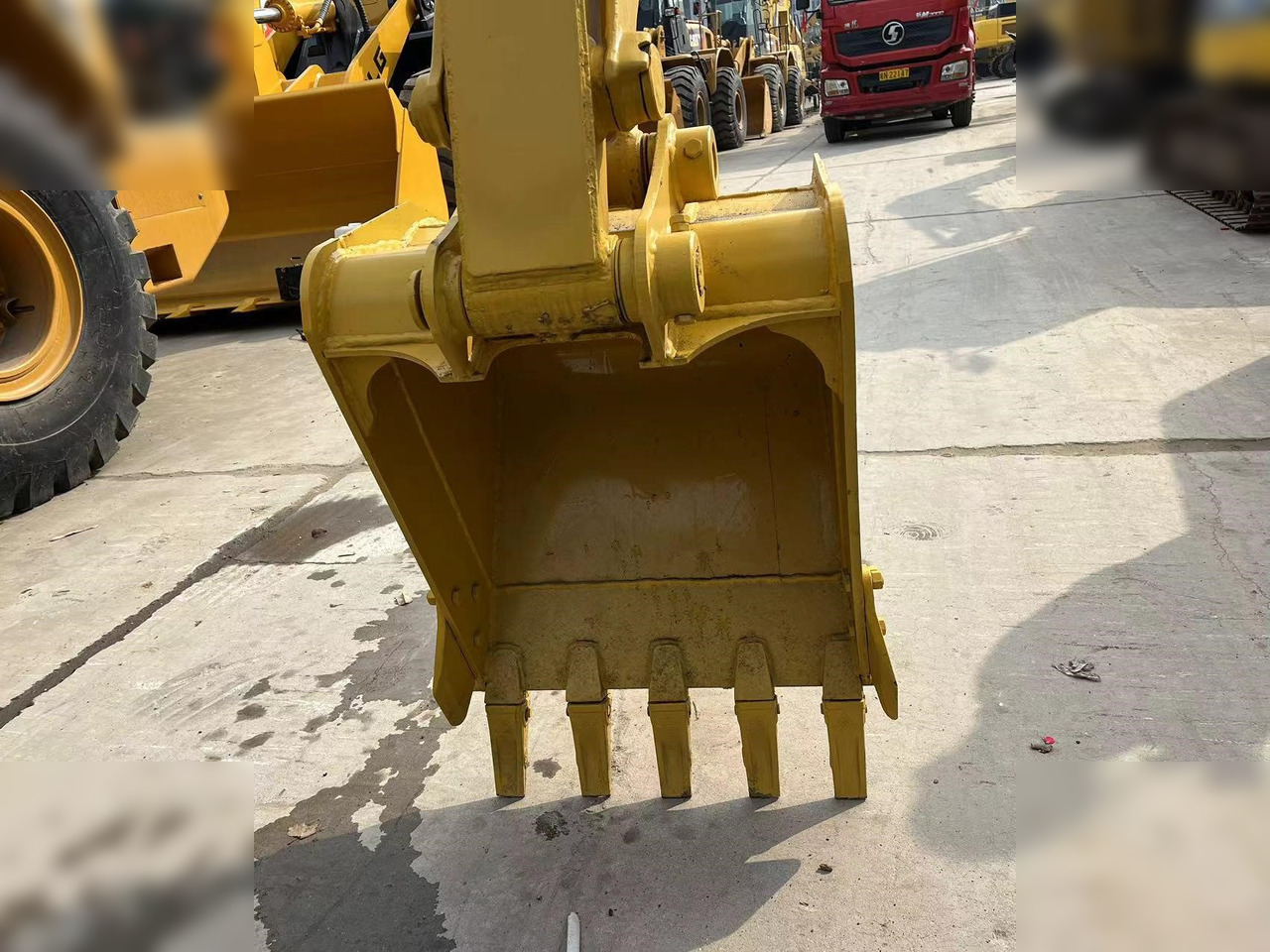 KOMATSU PC55MR-2 - Minibagger: das Bild 5 KOMATSU PC55MR-2 - Minibagger: das Bild 5