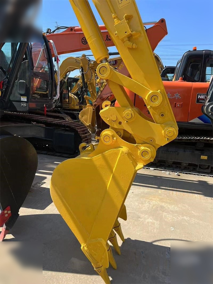KOMATSU PC78US-6 - Kettenbagger: das Bild 5 KOMATSU PC78US-6 - Kettenbagger: das Bild 5