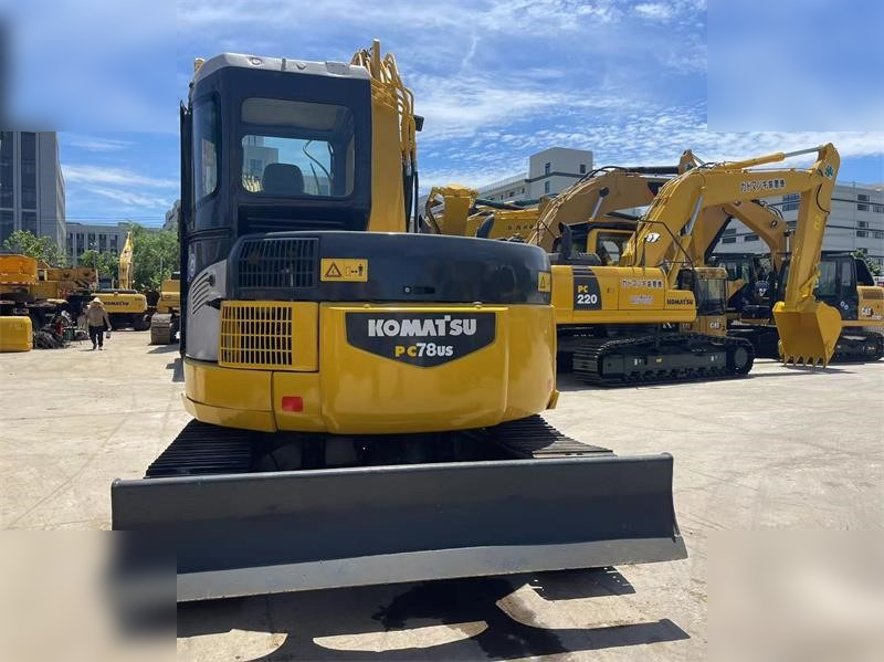 KOMATSU PC78US-6 - Kettenbagger: das Bild 3 KOMATSU PC78US-6 - Kettenbagger: das Bild 3