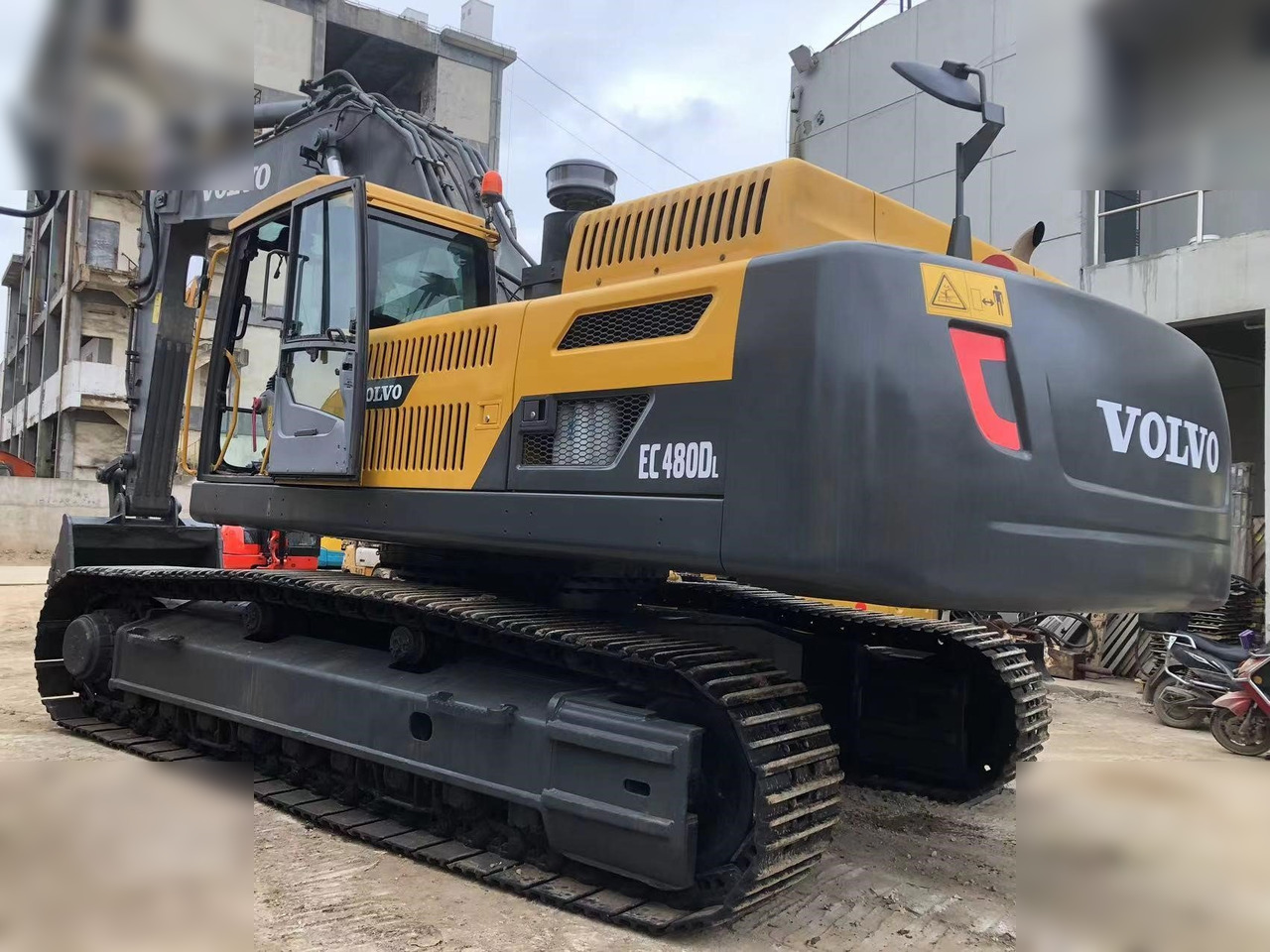 VOLVO EC480DL - Kettenbagger: das Bild 2 VOLVO EC480DL - Kettenbagger: das Bild 2