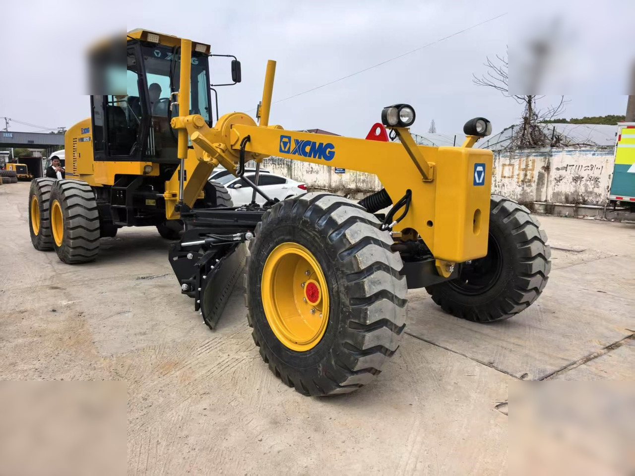 XCMG GR2153 - Grader: das Bild 2 XCMG GR2153 - Grader: das Bild 2