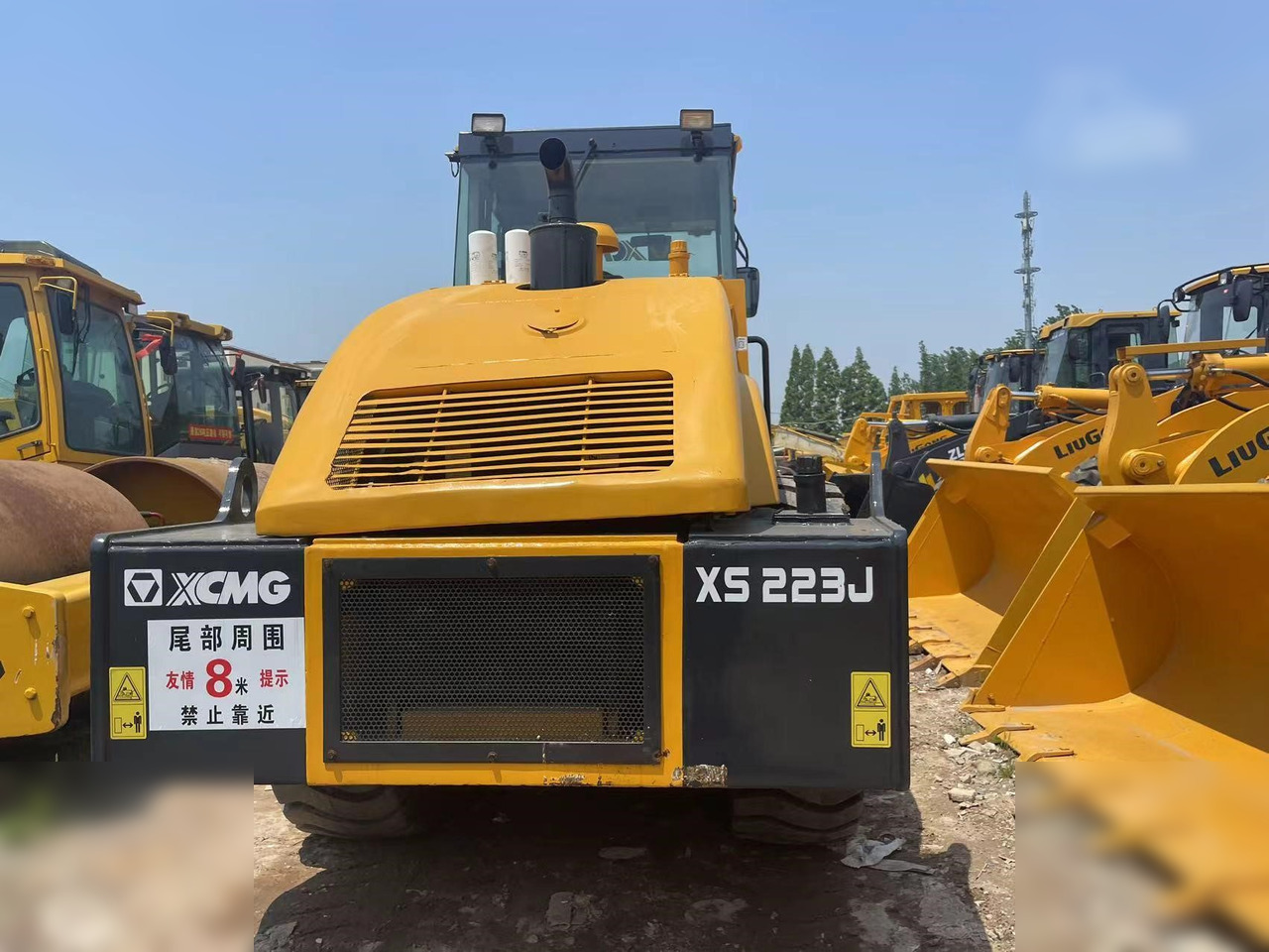 XCMG XS223J - Walzenzug: das Bild 5 XCMG XS223J - Walzenzug: das Bild 5