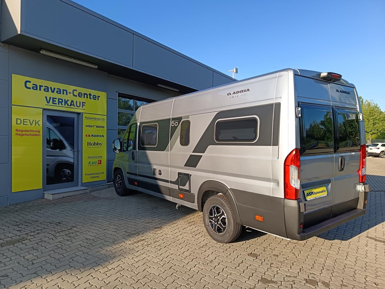 Adria Twin "60Y" 640 SLB*180 PS*4,25t MAXI*COMBI D 6E* - Camper Van: das Bild 3 Adria Twin "60Y" 640 SLB*180 PS*4,25t MAXI*COMBI D 6E* - Camper Van: das Bild 3