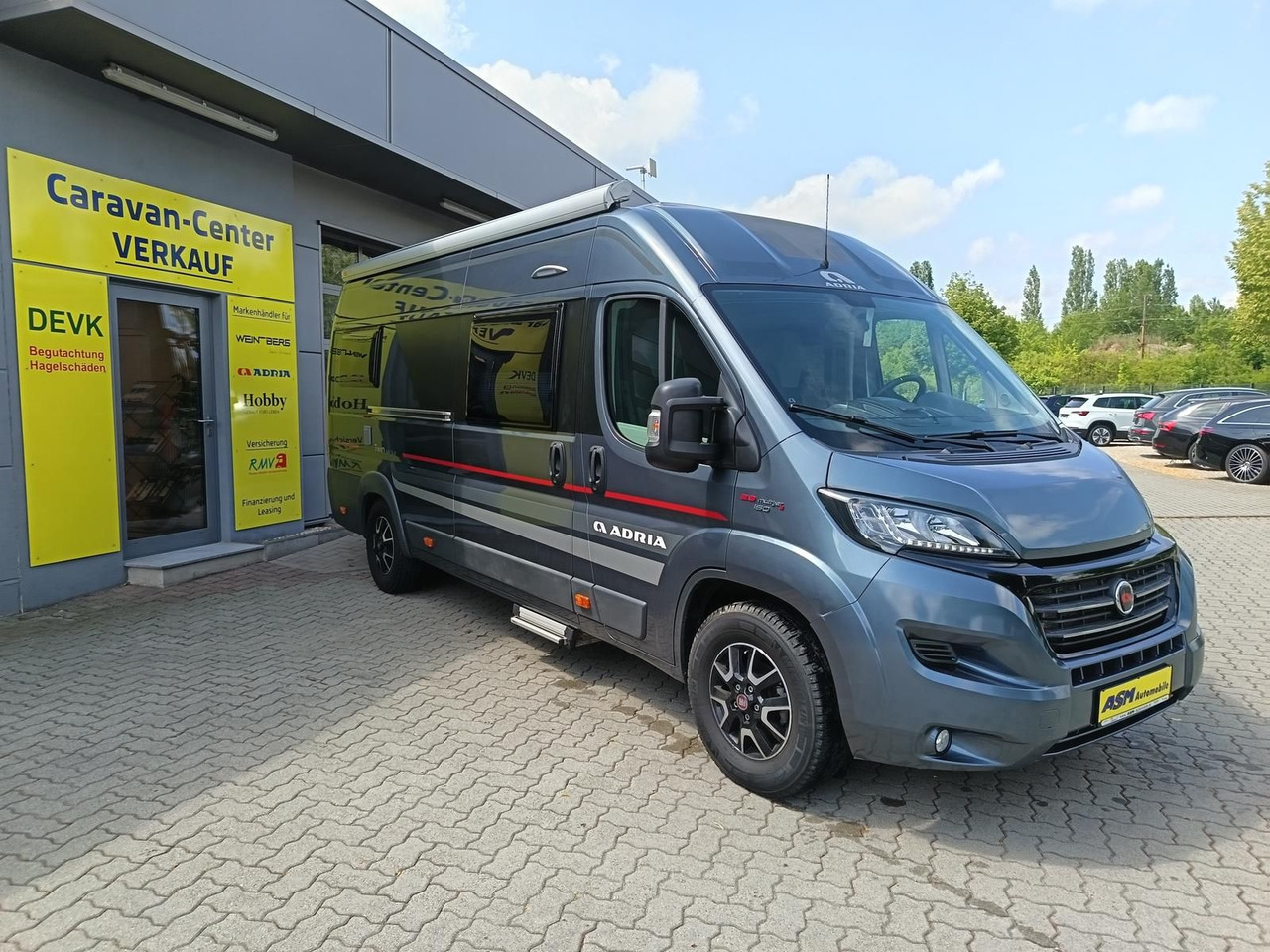 Adria Twin 640SLX Platinum*MARKISE*TV*SAT*FAHRRADTRÄG. - Camper Van: das Bild 2 Adria Twin 640SLX Platinum*MARKISE*TV*SAT*FAHRRADTRÄG. - Camper Van: das Bild 2