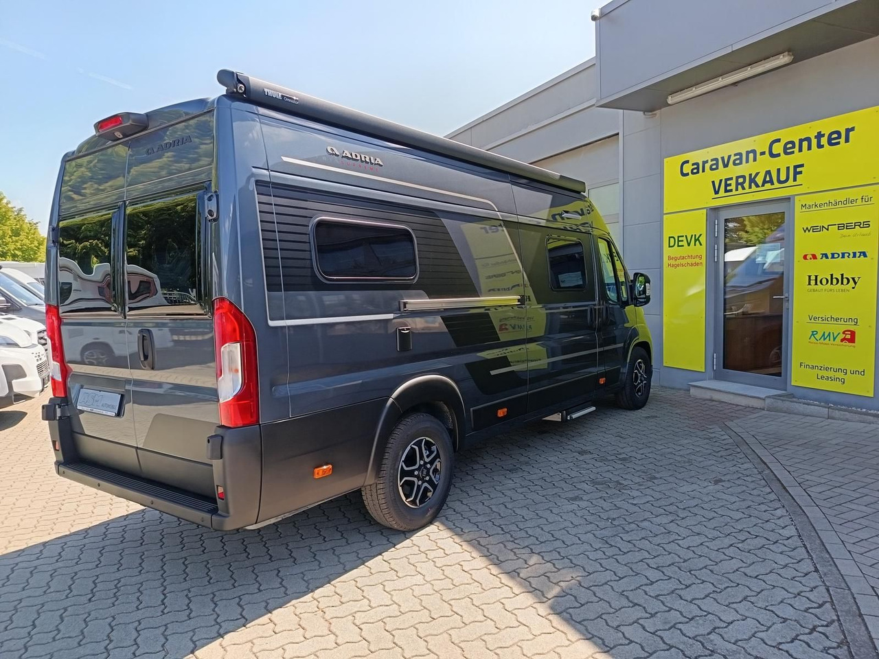 Adria Twin Edition 640 SGX Maxi 132kW*LED*HUBBETT* - Camper Van: das Bild 5 Adria Twin Edition 640 SGX Maxi 132kW*LED*HUBBETT* - Camper Van: das Bild 5