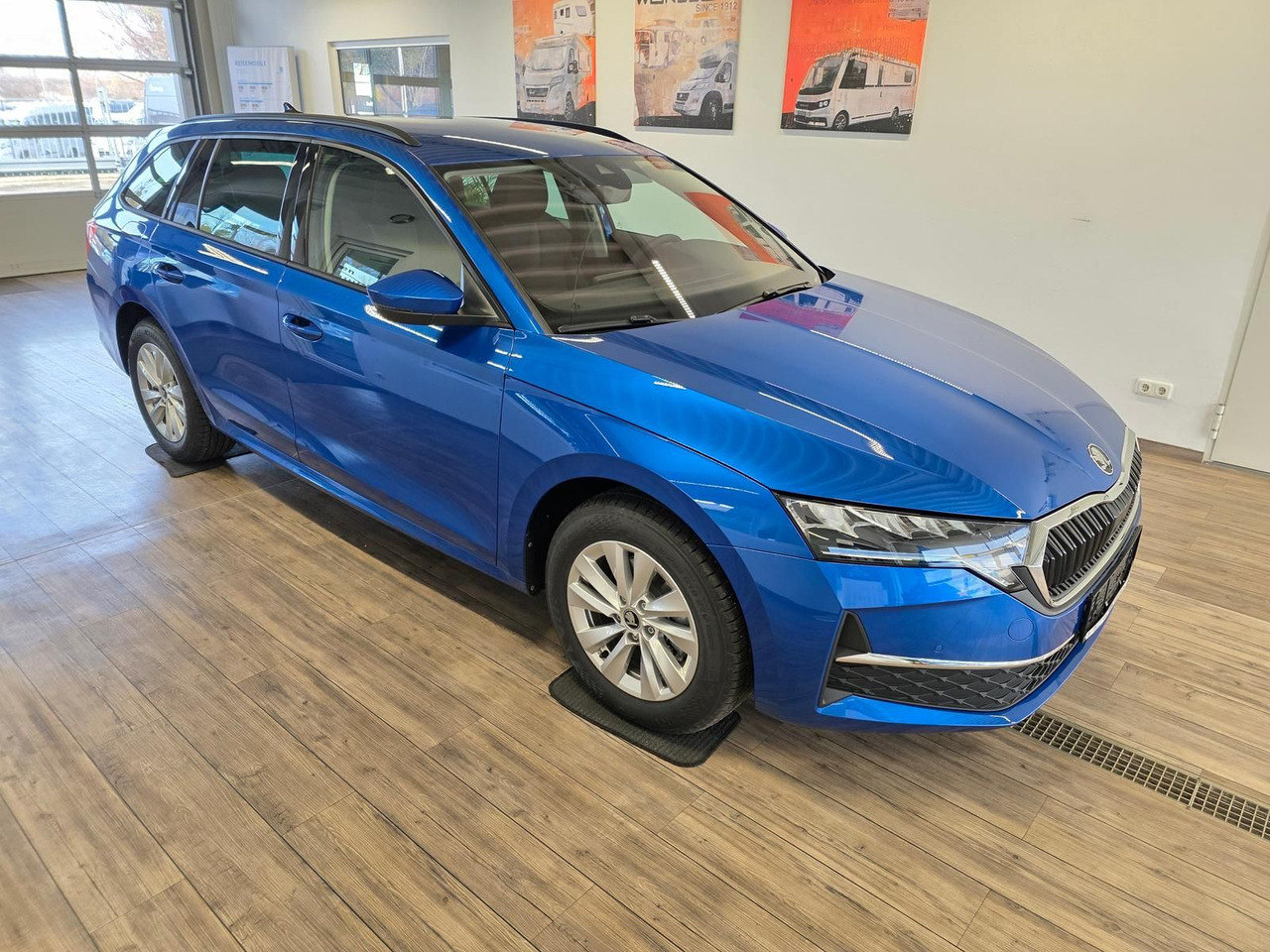 Skoda Octavia Combi Selection DSG*LED*ACC*WINTERPAKET* - PKW: das Bild 3 Skoda Octavia Combi Selection DSG*LED*ACC*WINTERPAKET* - PKW: das Bild 3