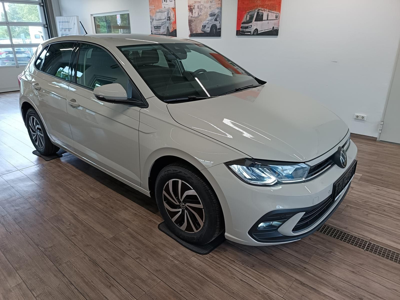 Volkswagen Polo Life 1.0 TSI 70kW DSG*LED*ACC*R-KAM*DAB*PDC - PKW: das Bild 3 Volkswagen Polo Life 1.0 TSI 70kW DSG*LED*ACC*R-KAM*DAB*PDC - PKW: das Bild 3