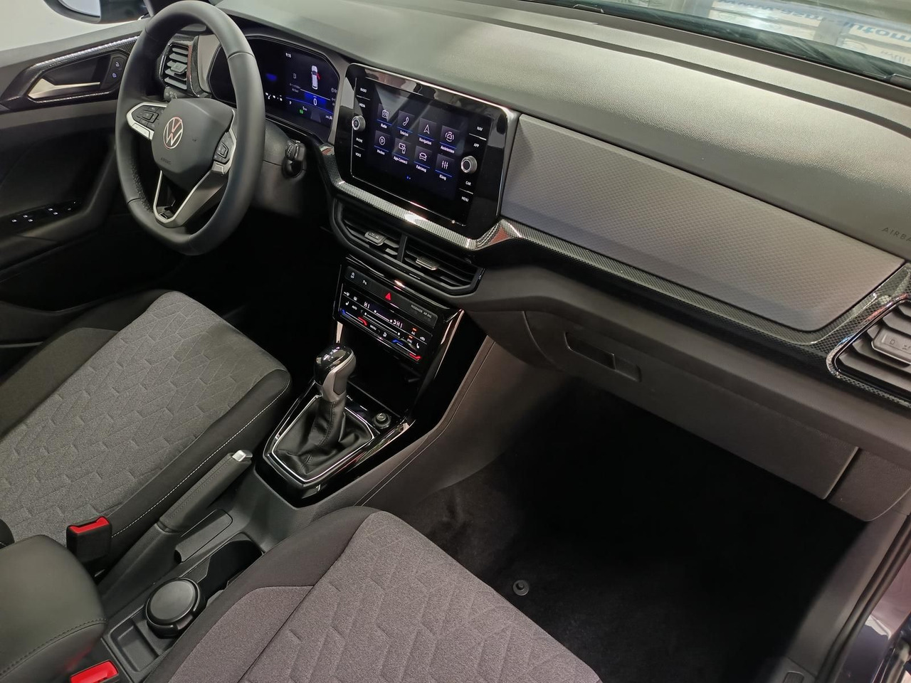 SUV/ Geländewagen Volkswagen T-Cross Life 1.5 TSI DSG*AHK*MATRIX LED*ACC*SHZ*: das Bild 18 SUV/ Geländewagen Volkswagen T-Cross Life 1.5 TSI DSG*AHK*MATRIX LED*ACC*SHZ*: das Bild 18