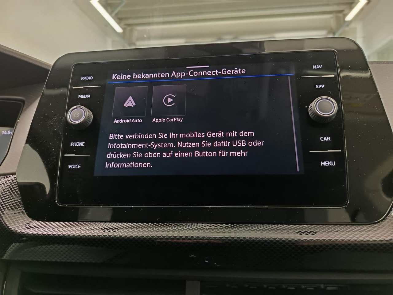 SUV/ Geländewagen Volkswagen T-Cross Life 1.5 TSI DSG*AHK*MATRIX LED*ACC*SHZ*: das Bild 12 SUV/ Geländewagen Volkswagen T-Cross Life 1.5 TSI DSG*AHK*MATRIX LED*ACC*SHZ*: das Bild 12