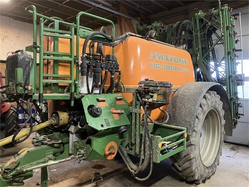 Amazone UG 3000 Nova 28m - Anhängespritze: das Bild 1 Amazone UG 3000 Nova 28m - Anhängespritze: das Bild 1
