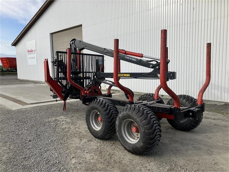 - - - Farmi Forrest FT9 med CR47 kran - Rückewagen: das Bild 3 - - - Farmi Forrest FT9 med CR47 kran - Rückewagen: das Bild 3
