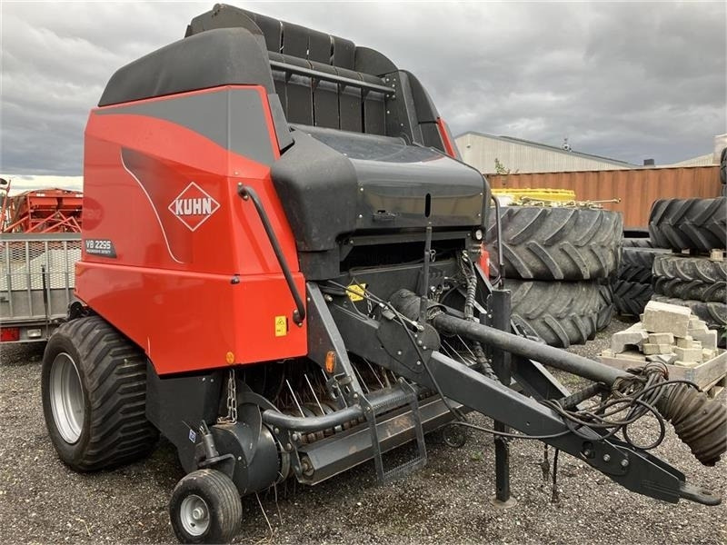 Kuhn VB 2295 - Rundballenpresse: das Bild 1 Kuhn VB 2295 - Rundballenpresse: das Bild 1