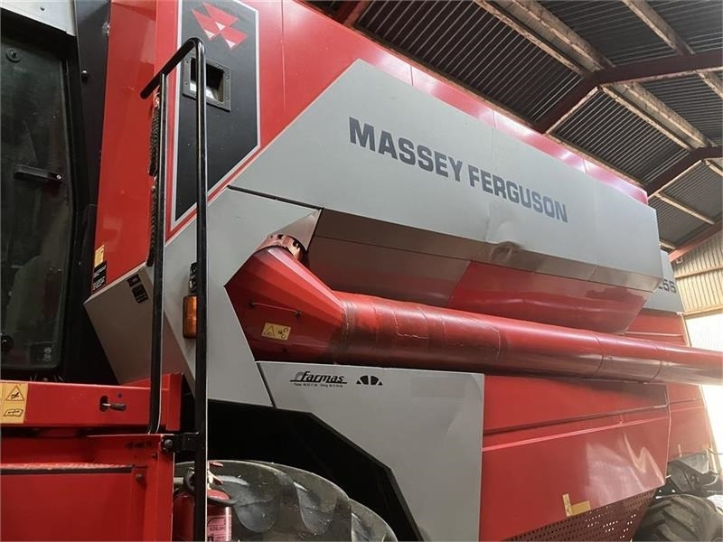 Massey Ferguson 7256 RS med 22 fods Freeflow skærebord - Mähdrescher: das Bild 4 Massey Ferguson 7256 RS med 22 fods Freeflow skærebord - Mähdrescher: das Bild 4
