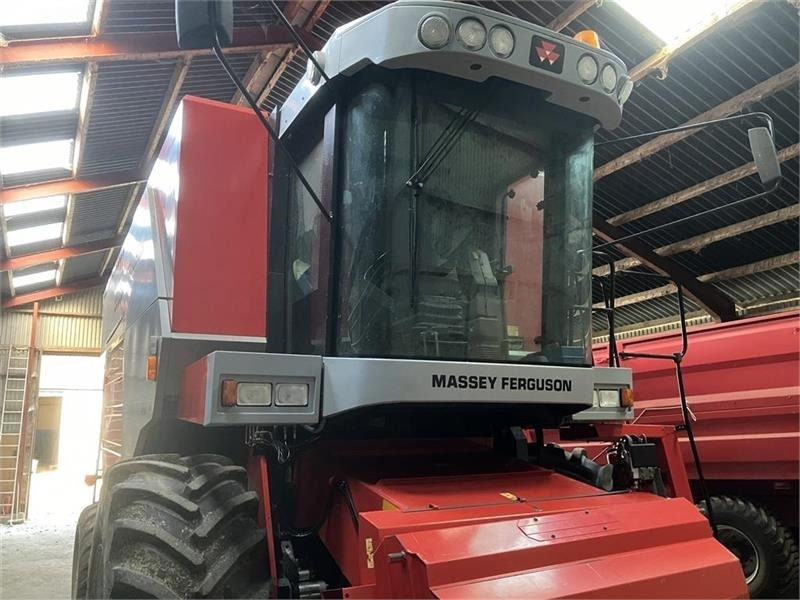 Massey Ferguson 7256 RS med 22 fods Freeflow skærebord - Mähdrescher: das Bild 1 Massey Ferguson 7256 RS med 22 fods Freeflow skærebord - Mähdrescher: das Bild 1
