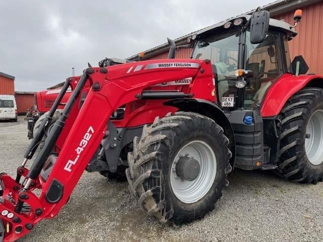 Massey Ferguson 7718S Dyna 6 Efficient inkl. FL4327 Frontlæsser - Traktor: das Bild 2 Massey Ferguson 7718S Dyna 6 Efficient inkl. FL4327 Frontlæsser - Traktor: das Bild 2