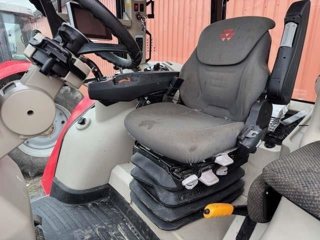 Massey Ferguson 7718S Dyna 6 Efficient inkl. FL4327 Frontlæsser - Traktor: das Bild 4 Massey Ferguson 7718S Dyna 6 Efficient inkl. FL4327 Frontlæsser - Traktor: das Bild 4