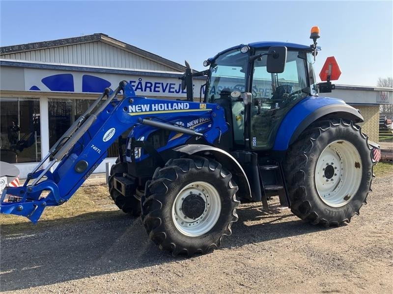 Traktor New Holland T5.115 EC Med NH 740TL frontlæsser: das Bild 1