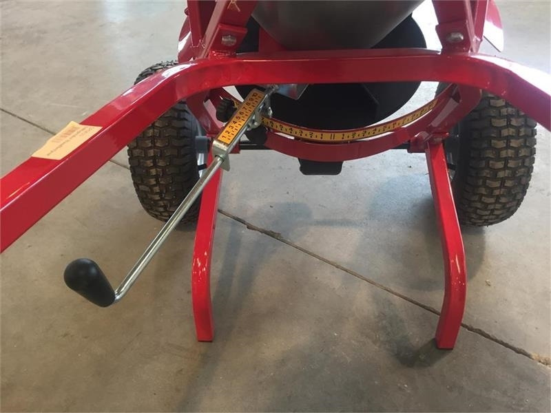 Rondini SPM 50 - Salzstreuer für Kommunal-/ Sonderfahrzeug: das Bild 5 Rondini SPM 50 - Salzstreuer für Kommunal-/ Sonderfahrzeug: das Bild 5