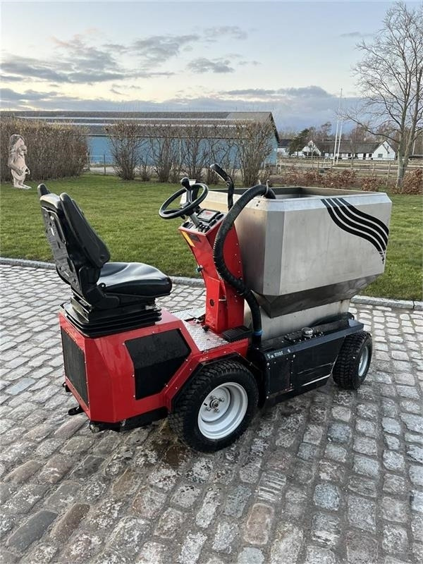 Twinca Fodervogn 4.60 - Fütterungstechnik: das Bild 3 Twinca Fodervogn 4.60 - Fütterungstechnik: das Bild 3