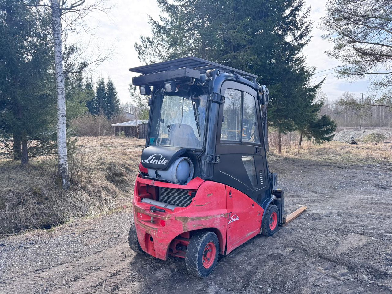 Treibgasstapler Linde H16: das Bild 5