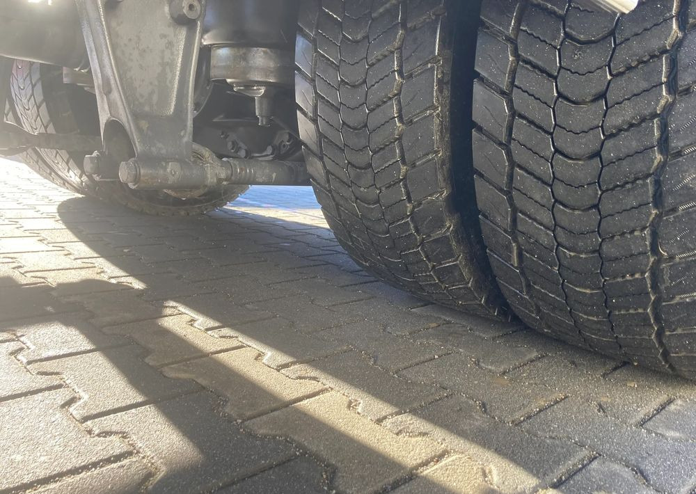 DAF Daf LF 18.280 chłodnia izoterma 22 palety - Kühlkoffer LKW: das Bild 4 DAF Daf LF 18.280 chłodnia izoterma 22 palety - Kühlkoffer LKW: das Bild 4