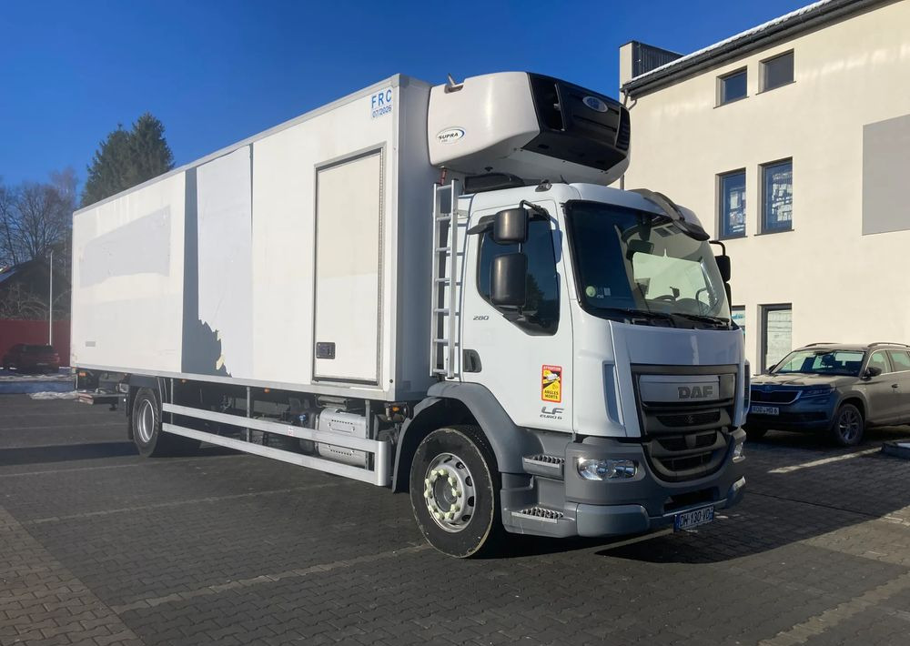 DAF Daf LF 18.280 chłodnia izoterma 22 palety - Kühlkoffer LKW: das Bild 2 DAF Daf LF 18.280 chłodnia izoterma 22 palety - Kühlkoffer LKW: das Bild 2