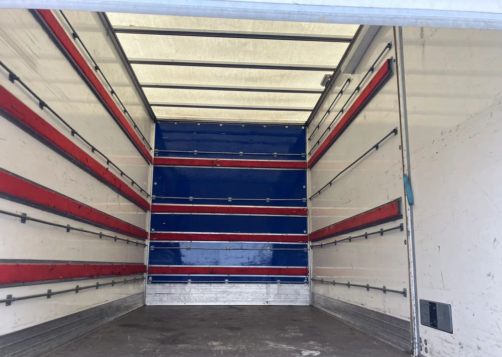 Iveco DAILY 35C16 kontener kurierka winda - Koffer Transporter: das Bild 5 Iveco DAILY 35C16 kontener kurierka winda - Koffer Transporter: das Bild 5