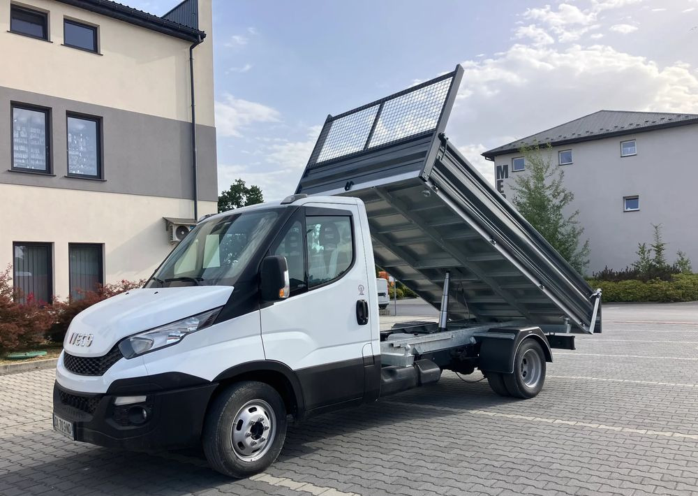 Iveco Iveco daily 35C13 wywrotka solidny kiper - Kipper Transporter: das Bild 1 Iveco Iveco daily 35C13 wywrotka solidny kiper - Kipper Transporter: das Bild 1